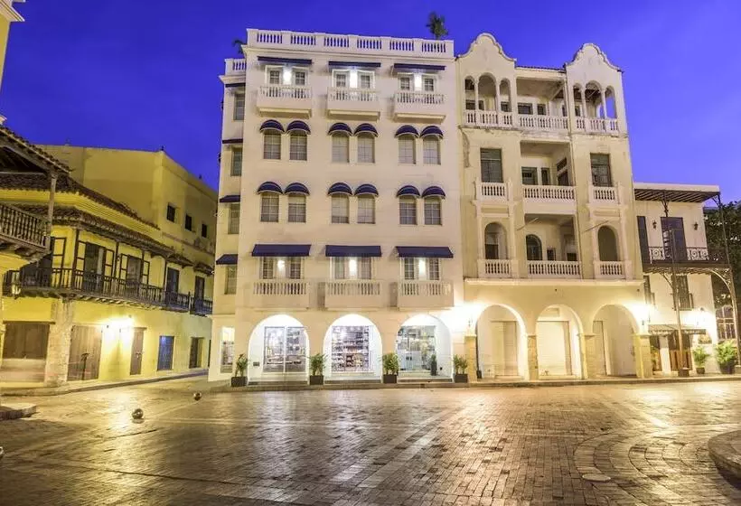 Отель NH Royal Urban Cartagena