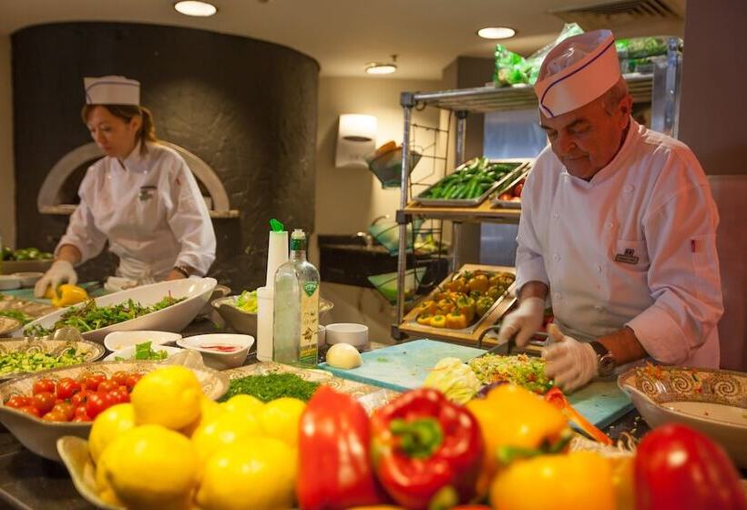 فندق U Coral Beach Club Eilat – Ultra All Inclusive