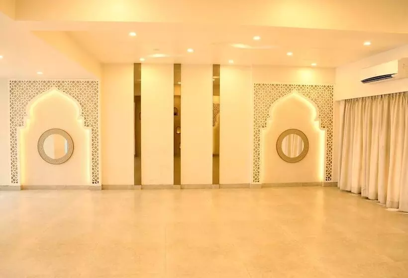 호텔 Aurangabad Gymkhana Club