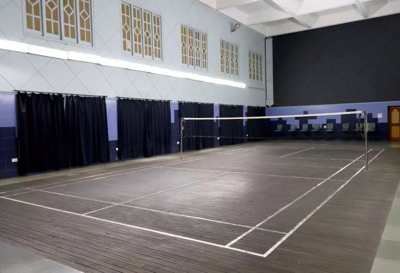호텔 Aurangabad Gymkhana Club