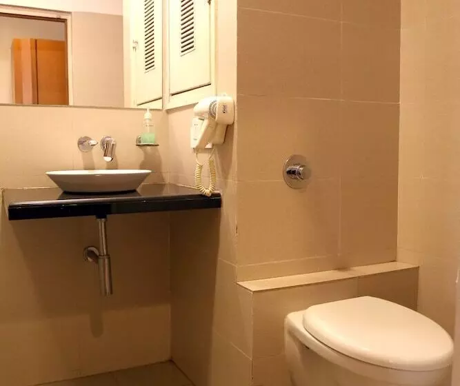 호텔 Aurangabad Gymkhana Club