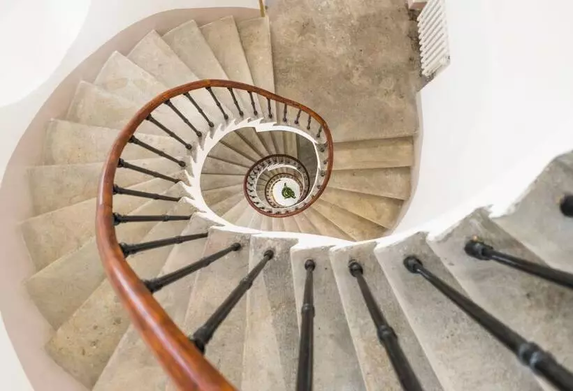 هتل Charles Bridge Palace