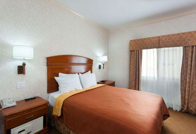 Howard Johnson Hotel & Suites By Wyndham Pico Rivera