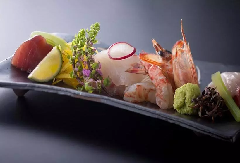 Отель Kotohira Kadan