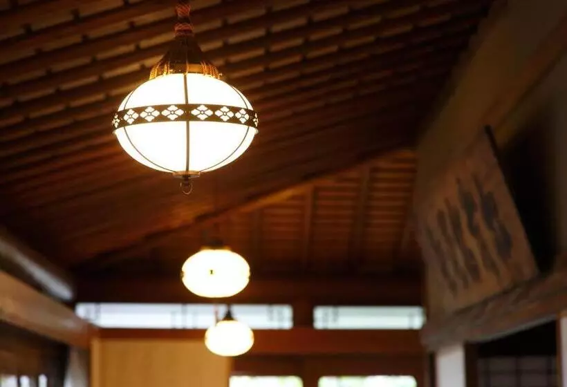 Отель Kotohira Kadan