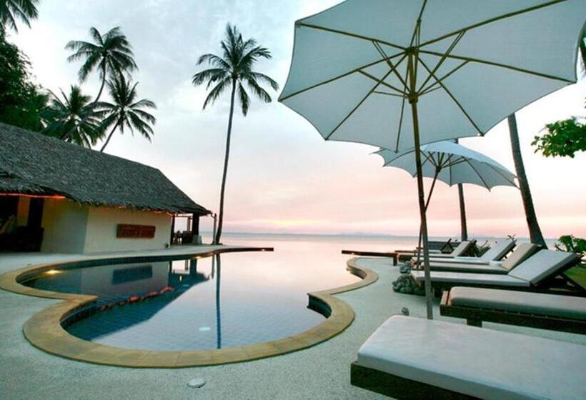 Отель Lipa Lodge Beach Resort