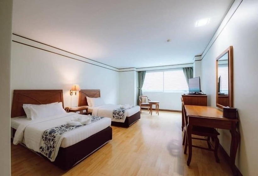 Hotel Morakot Twin Chumphon