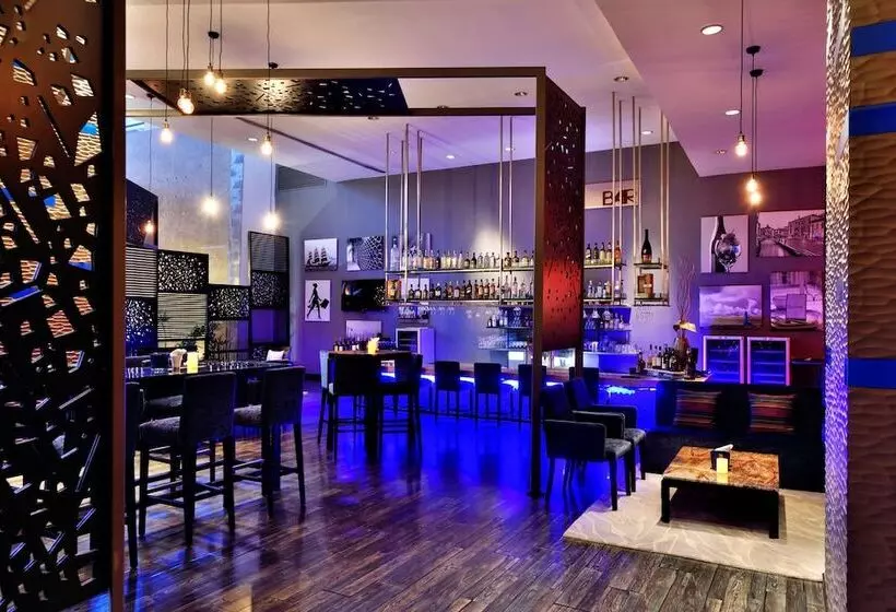 Radisson Blu Plaza Hotel Hyderabad Banjara Hills