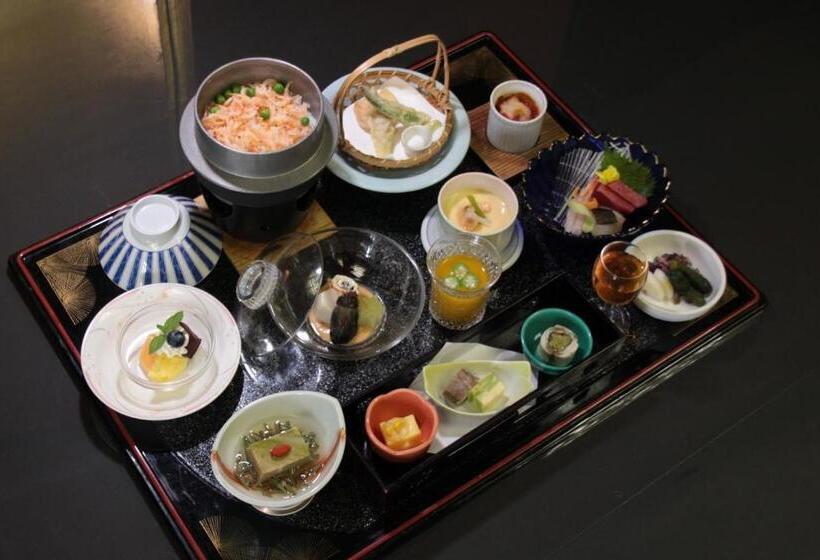 Hotelli 楽気ハウス甲斐路 Raki House Kaiji