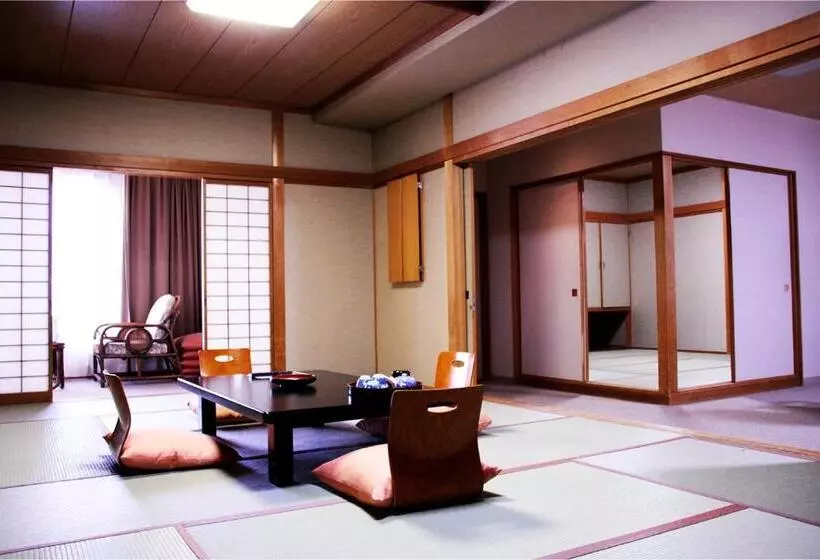 Hotel 楽気ハウス甲斐路 Raki House Kaiji