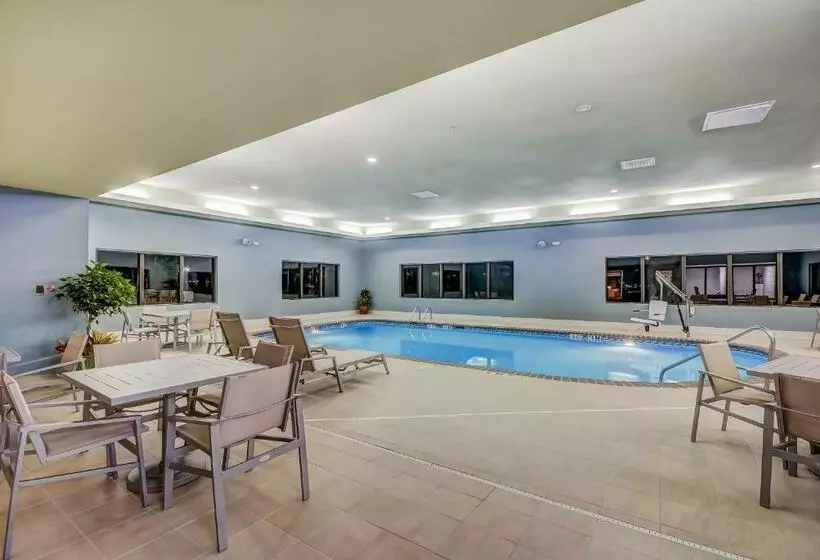 ホテル Holiday Inn Express & Suites Greenville Airport, An Ihg