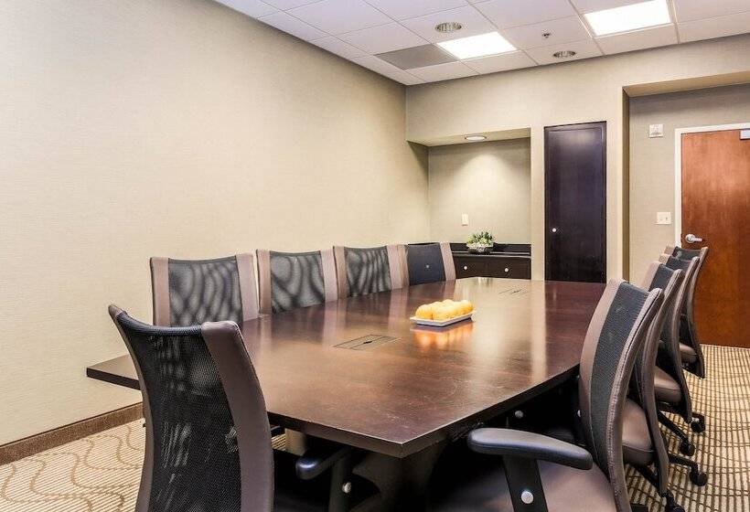 فندق Comfort Suites Dfw N Grapevine