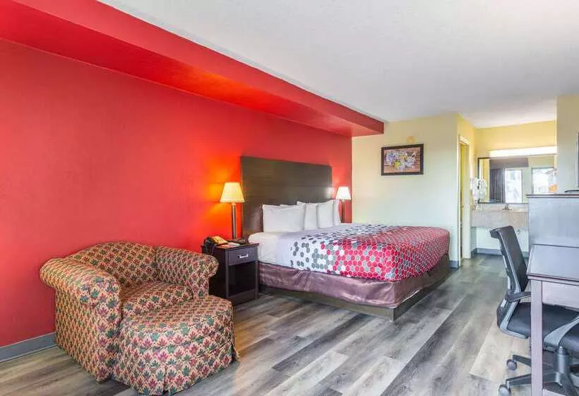 酒店 Econo Lodge & Suites Clarksville