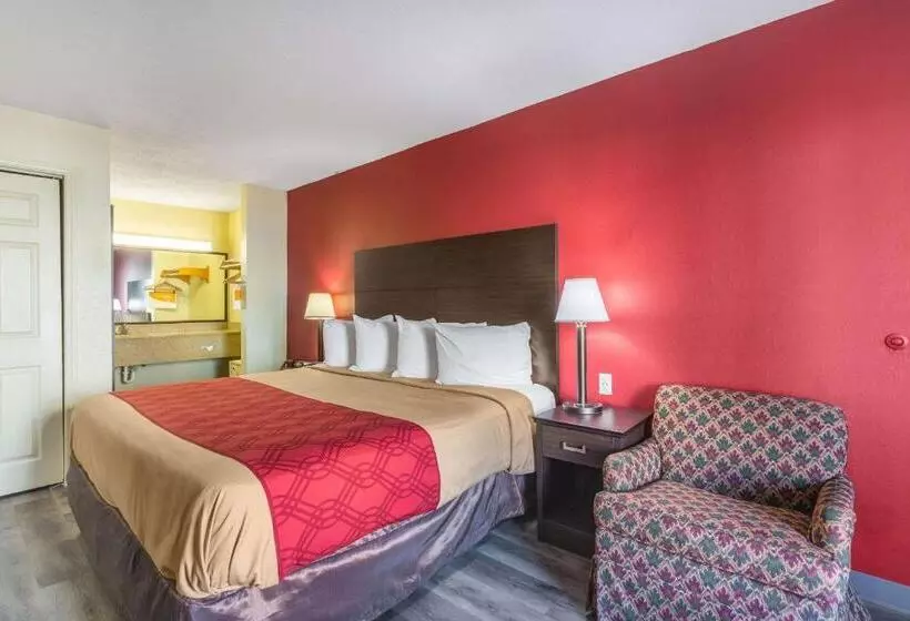 酒店 Econo Lodge & Suites Clarksville