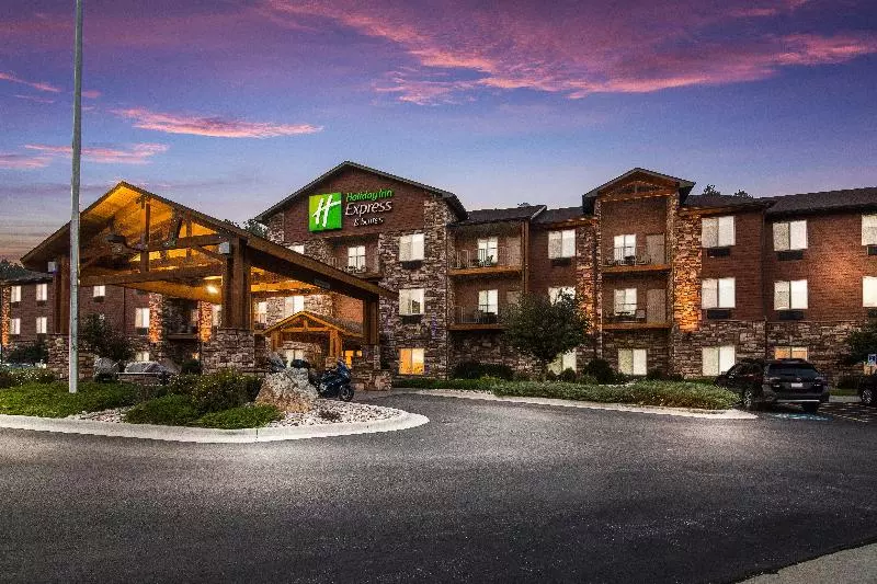 فندق Holiday Inn Express & Suites Custer Mt Rushmore