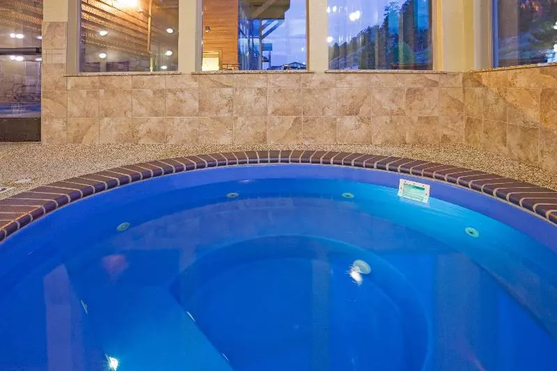 فندق Holiday Inn Express & Suites Custer Mt Rushmore