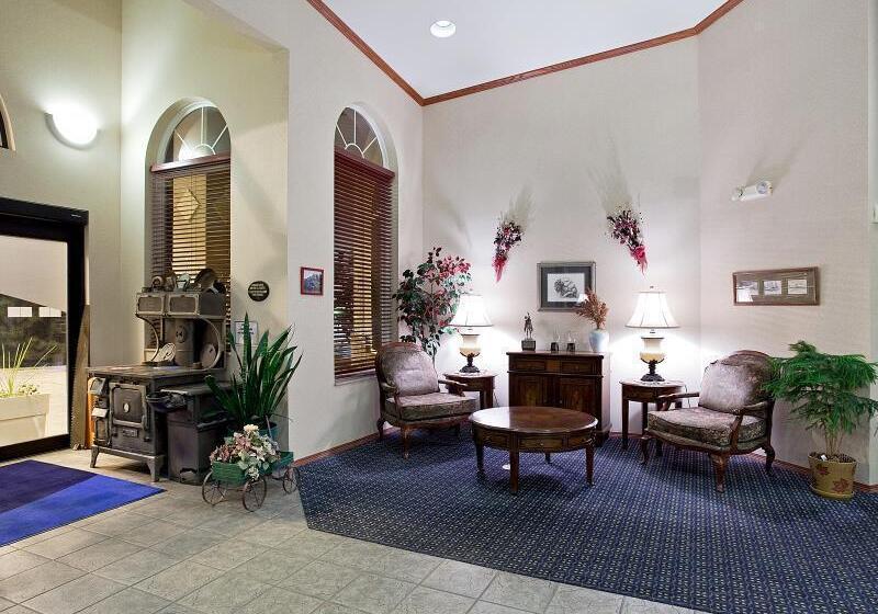 בית מלון כפרי Americinn By Wyndham Hill City Mt Rushmore