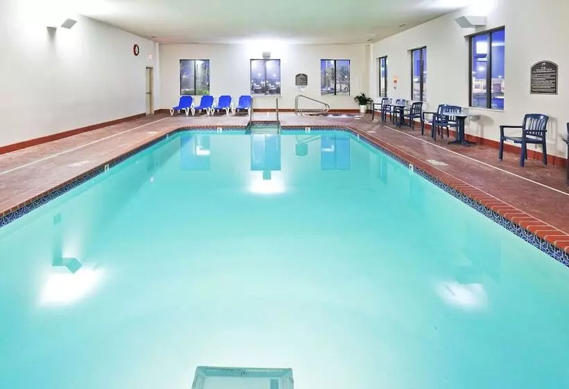 ホテル Holiday Inn Express & Suites Midwest City, An Ihg
