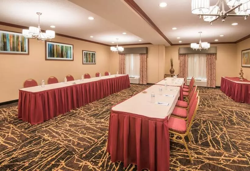 ホテル Holiday Inn Express & Suites   Sharon Hermitage, An Ihg