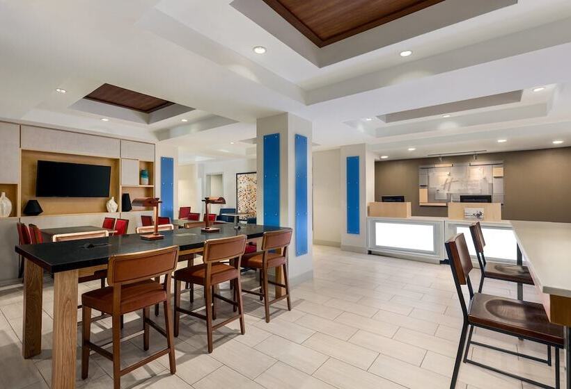 Holiday Inn Express Hotel & Suites Shawnee I 40, An Ihg