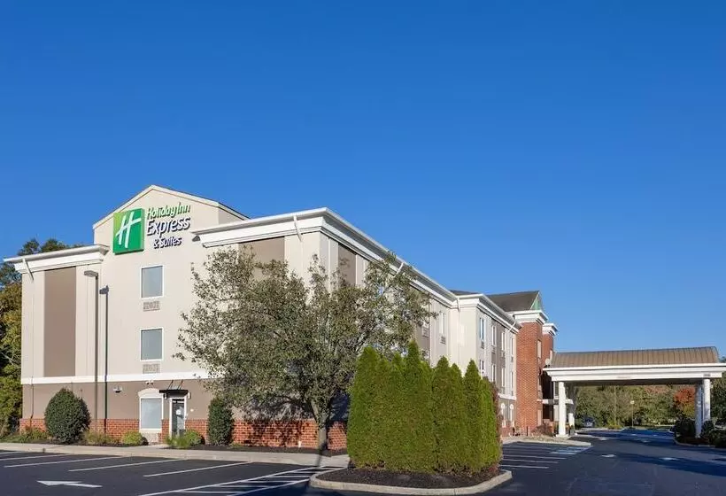 Holiday Inn Express Hotel & Suites Vineland Millville, An Ihg