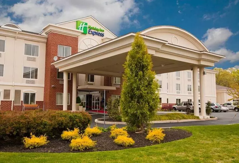 Holiday Inn Express Hotel & Suites Vineland Millville, An Ihg