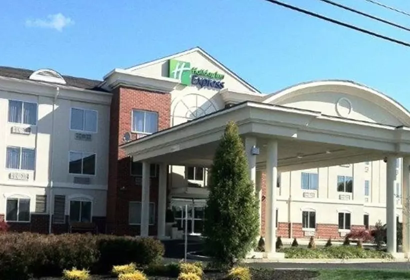 Holiday Inn Express Hotel & Suites Vineland Millville, An Ihg