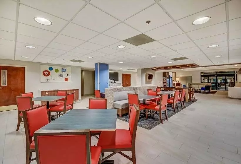ホテル Holiday Inn Express & Suites Greenville Airport, An Ihg