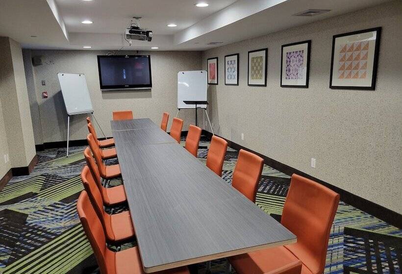 ホテル Holiday Inn Express Maspeth, An Ihg