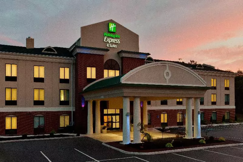 호텔 Holiday Inn Express & Suites White Haven   Poconos, An Ihg