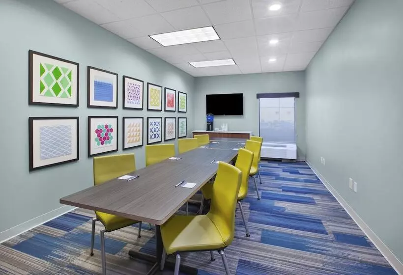 호텔 Holiday Inn Express Tiffin, An Ihg