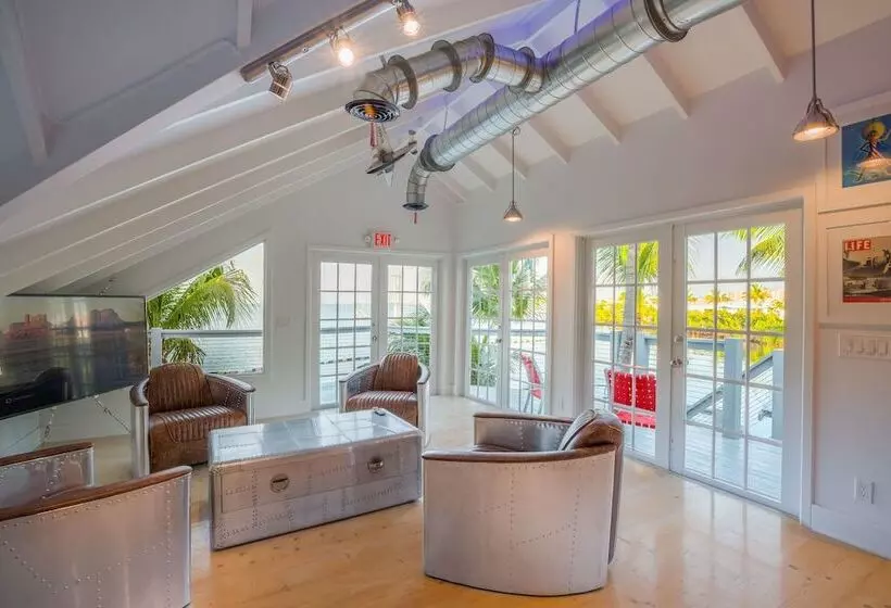 ホテル Ibis Bay Resort