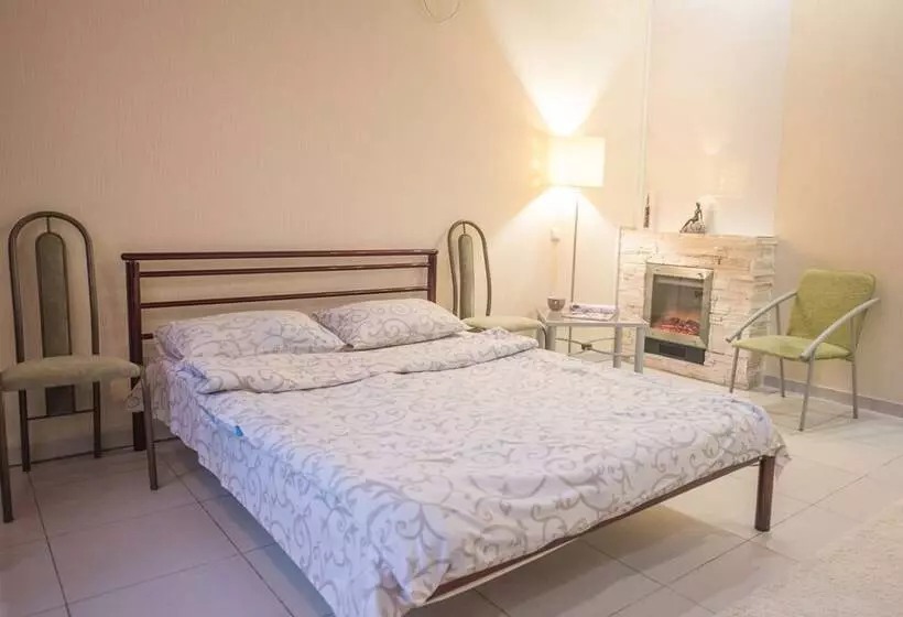 Flatsis Apartment Kuznechnaya 13