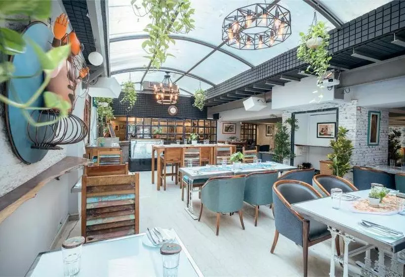 Hotel Executive Enclave