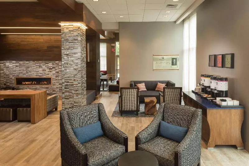 호텔 Hampton Inn & Suites Asheville Biltmore Village