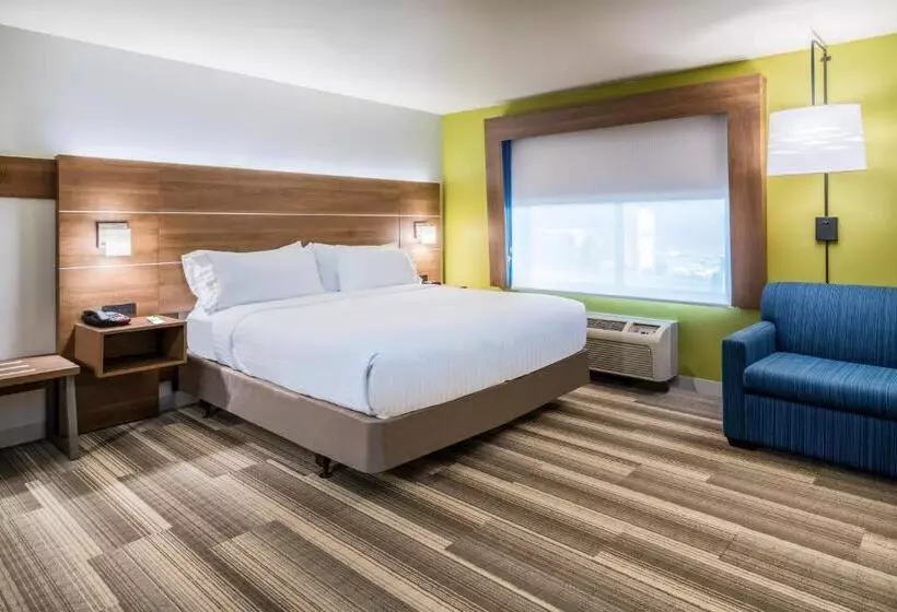 호텔 Holiday Inn Express & Suites Rocky Mount Smith Mountain Lake, An Ihg