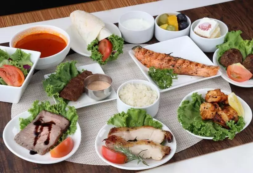 בית מלון כפרי Mystays Fukuoka Tenjin Minami