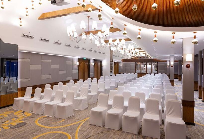 호텔 The Oasis Mussoorie  A Member Of Radisson Individuals