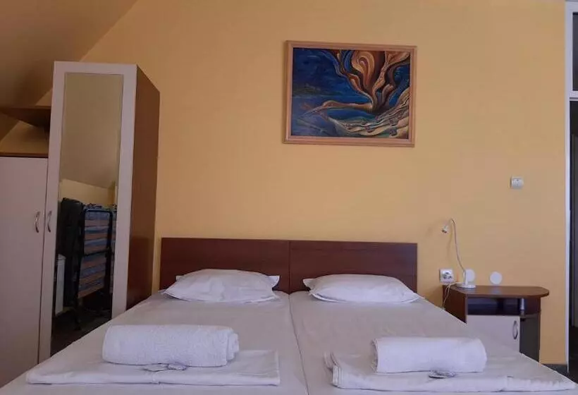 هاستل Guest House Diel