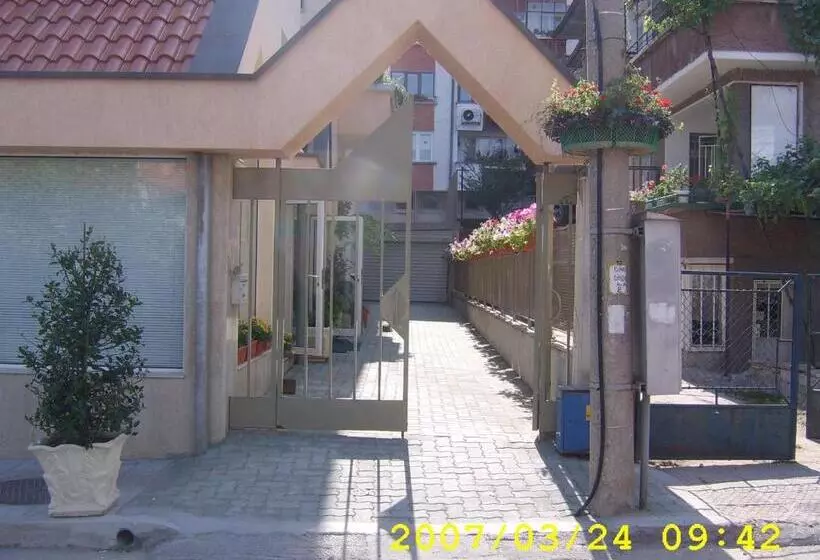 هاستل Guest House Diel