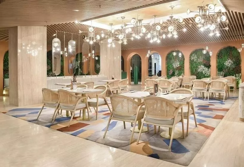 Artotel Suites Bianti Yogyakarta