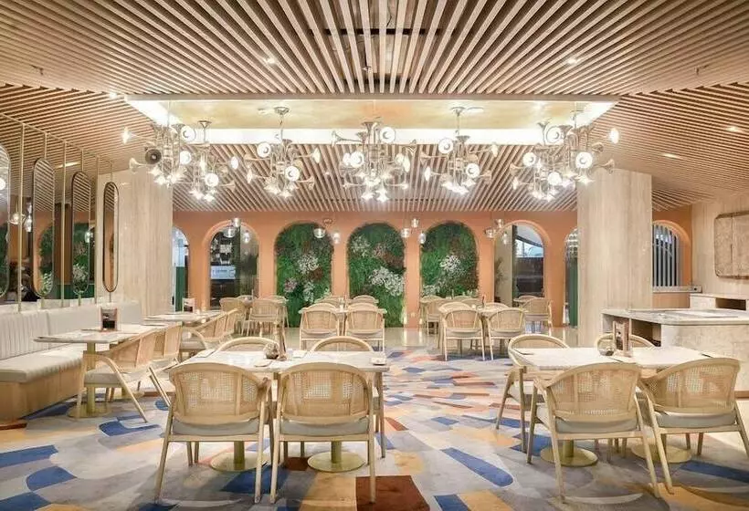 Artotel Suites Bianti Yogyakarta