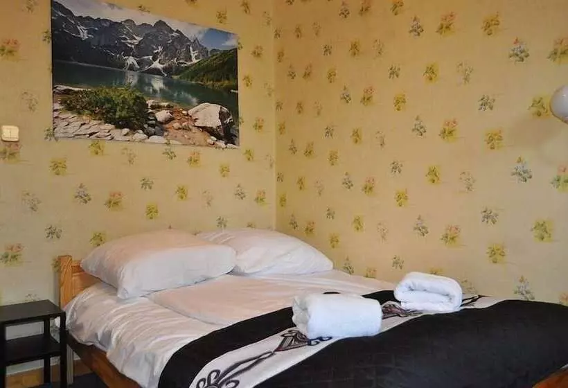 تختخواب و صبحانه Willa Orla