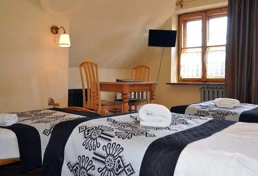 تختخواب و صبحانه Willa Orla