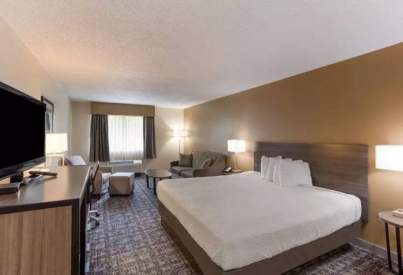 בית מלון כפרי Best Western Logan Inn