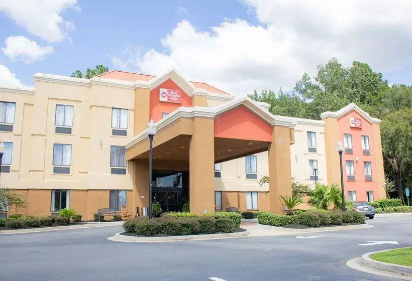 Отель Best Western Plus Richmond Hill Inn
