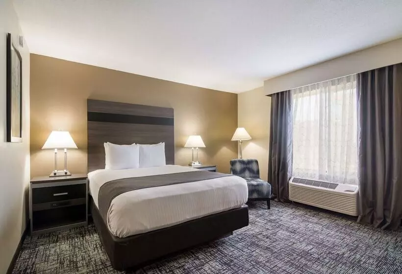 ホテル Spark By Hilton Smithfield I 95