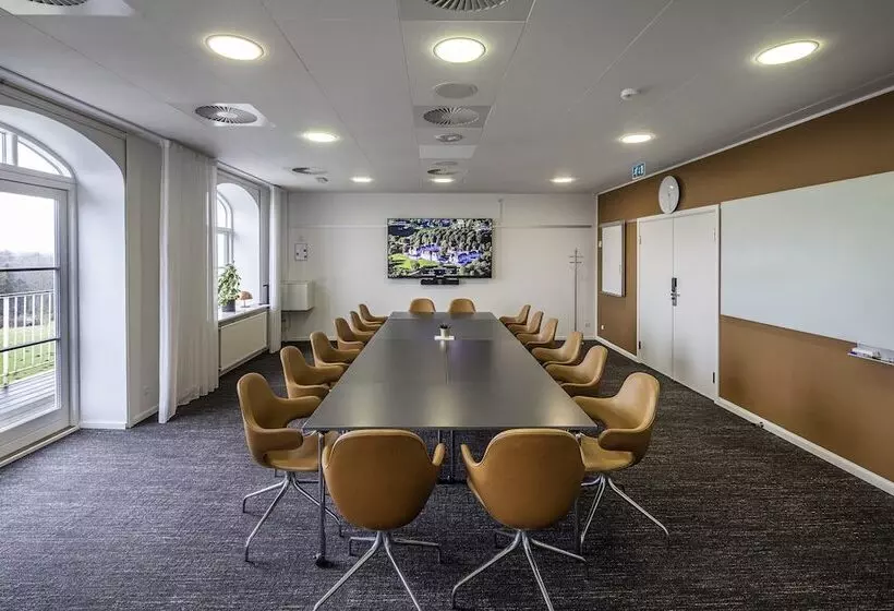 ホテル Comwell Kellers Park