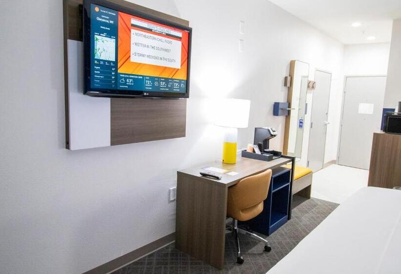 בית מלון כפרי Comfort Inn & Suites