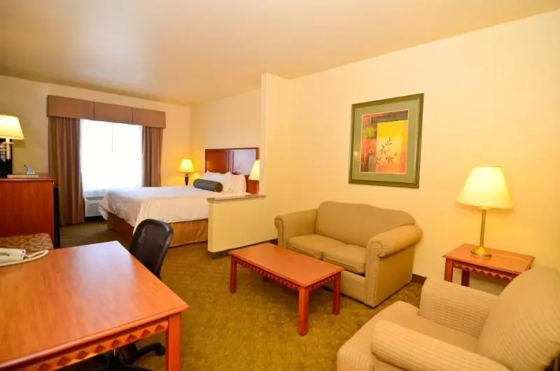 酒店 Comfort Inn & Suites